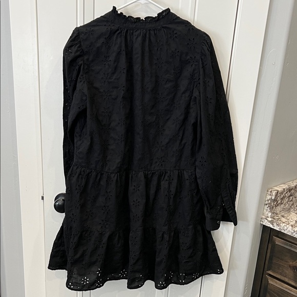 GAP Black Eyelet Button Dress - Picture 3 of 5